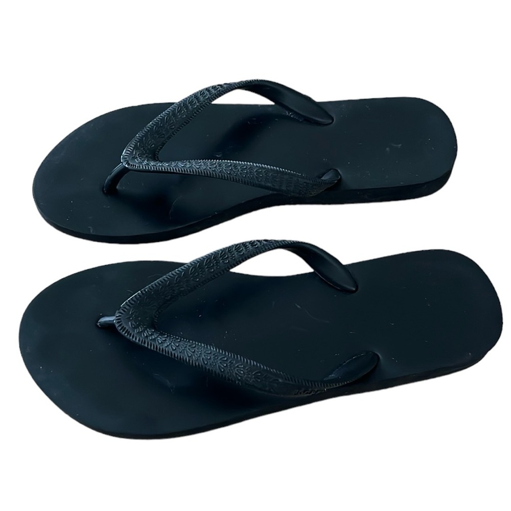 J. Crew Women’s Black Rubber Flip Flops Size 8